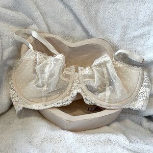VICTORIA SECRET DREAM ANGELS BRA